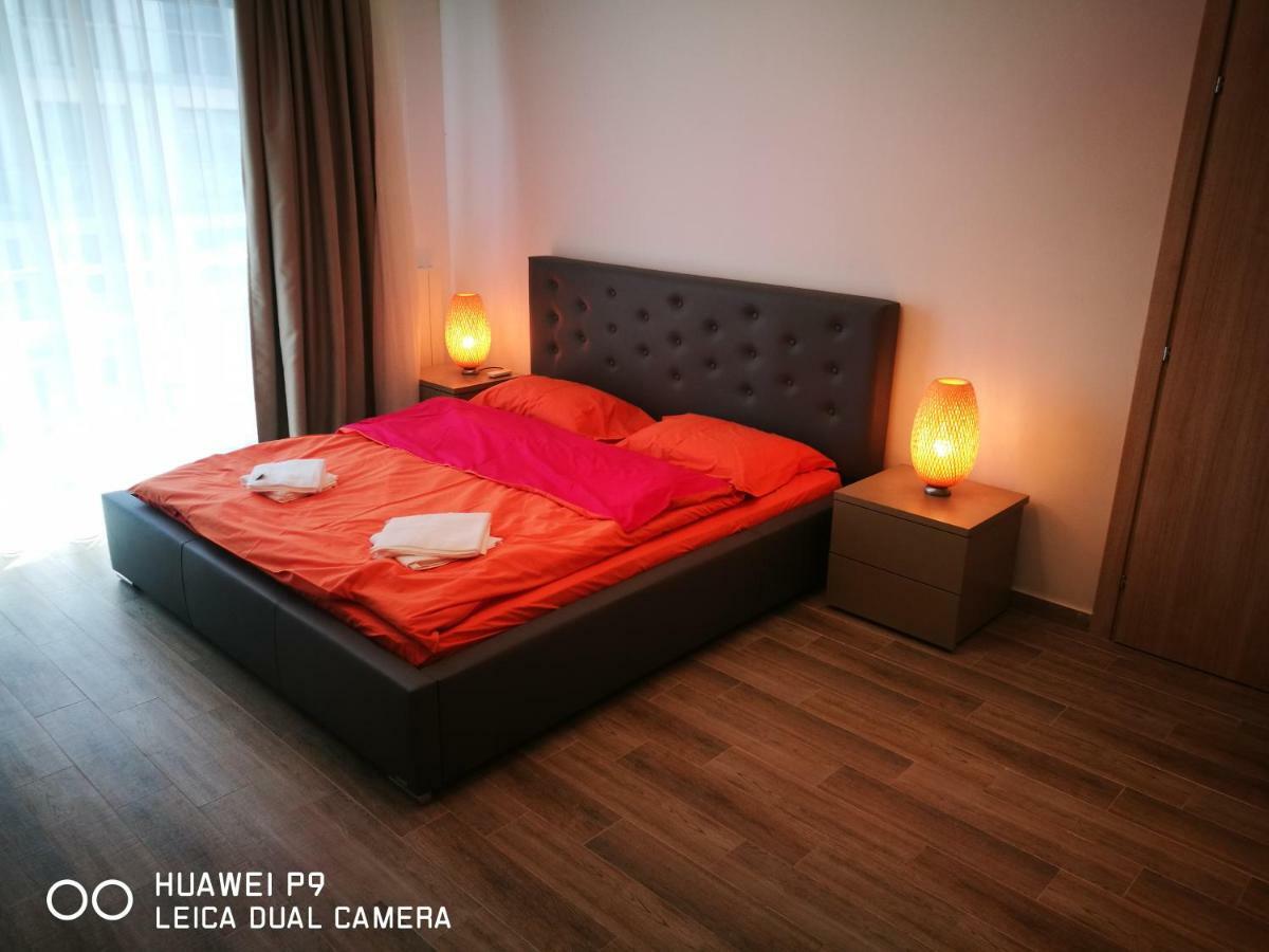 Luxury Studio 42 De Silva Mamaia Bagian luar foto